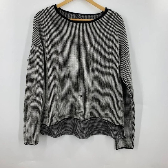 Eileen Fisher Women's Petite Black & White‎ Textured Merino Wool Sweater Size PL - Picture 1 of 13